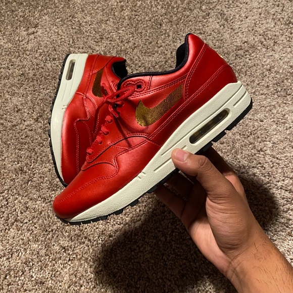 Air max 1 Red Sequin - Picture 2 of 6
